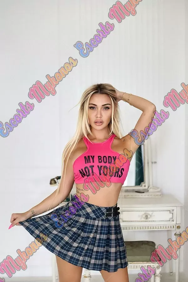 Alina Mykonos escort photo 6
