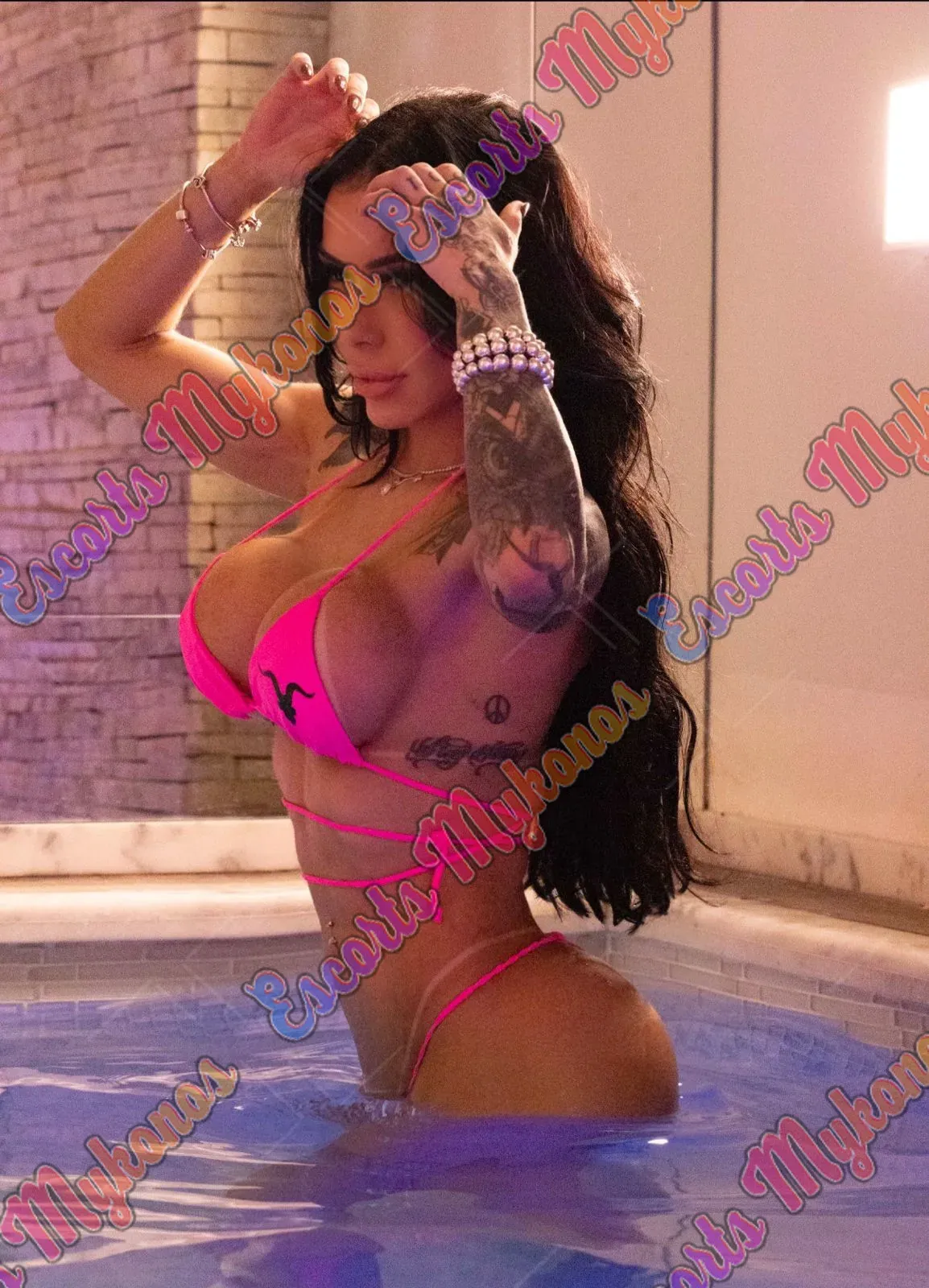 Luna Starr Mykonos escort photo 2