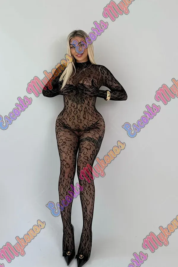 Victoria Fox Mykonos escort photo 7